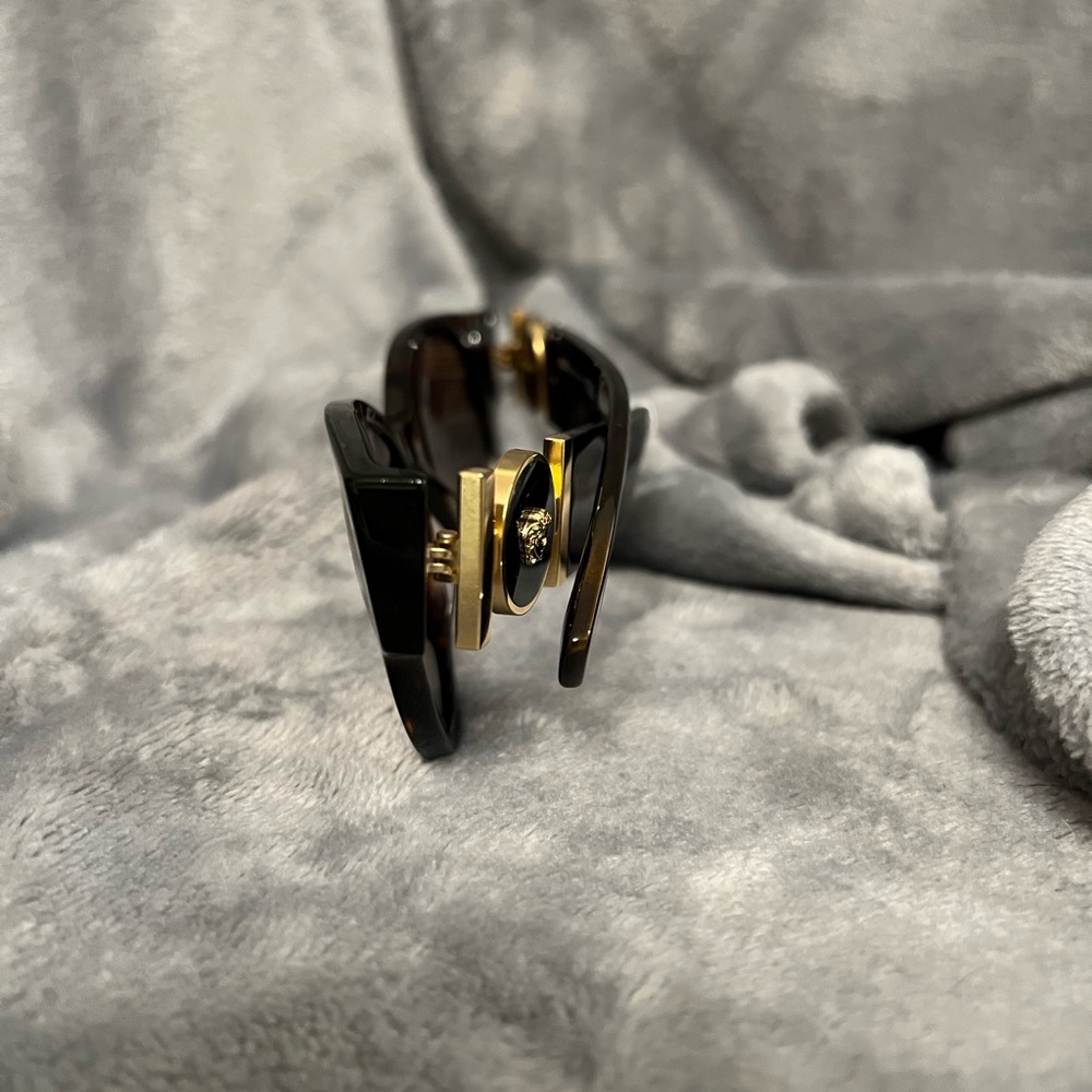 VERSACE Sunglasses - Picture 8 of 10